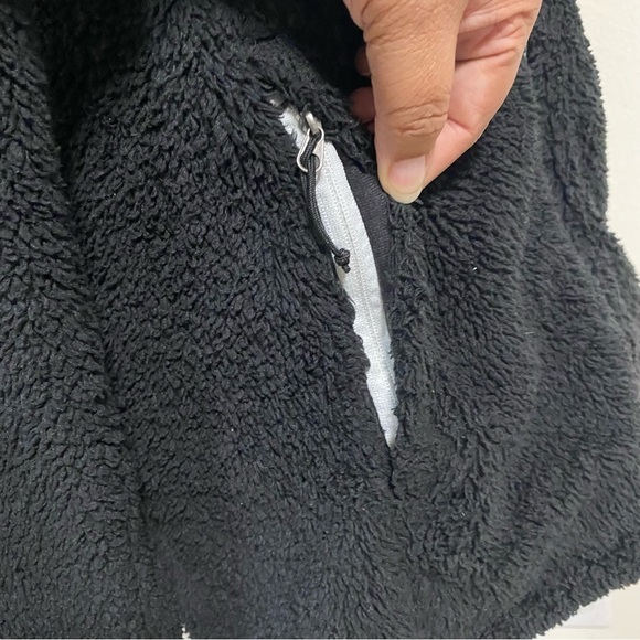 The North Face Jacket Women's Medium Black Osito Shaggy Fleece Full Zip Jacket - Picture 6 of 13